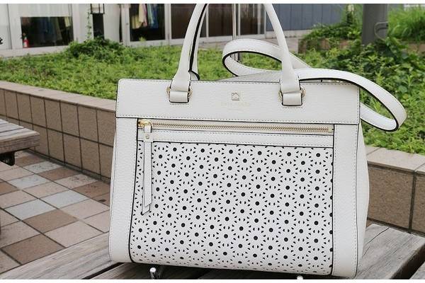 いつものコーデに上品さをプラス Kate Spade バッグのご紹介です 16 07 12発行