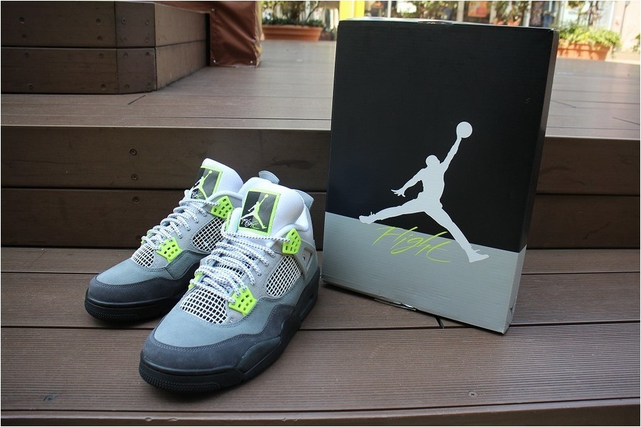 NIKE AIR JORDAN 4 95 Neon 28cm | www.leonpharma.com