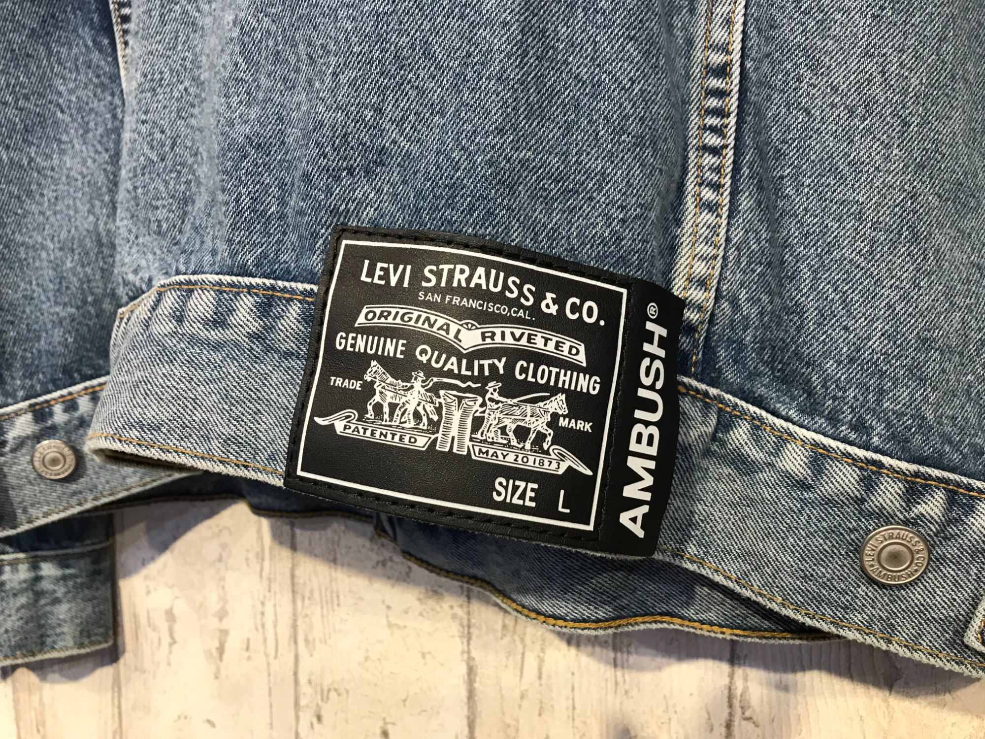 LEVI'S X AMBUSH/リーバイス×アンブッシュ】よりLOOSE FIT TRUCKER