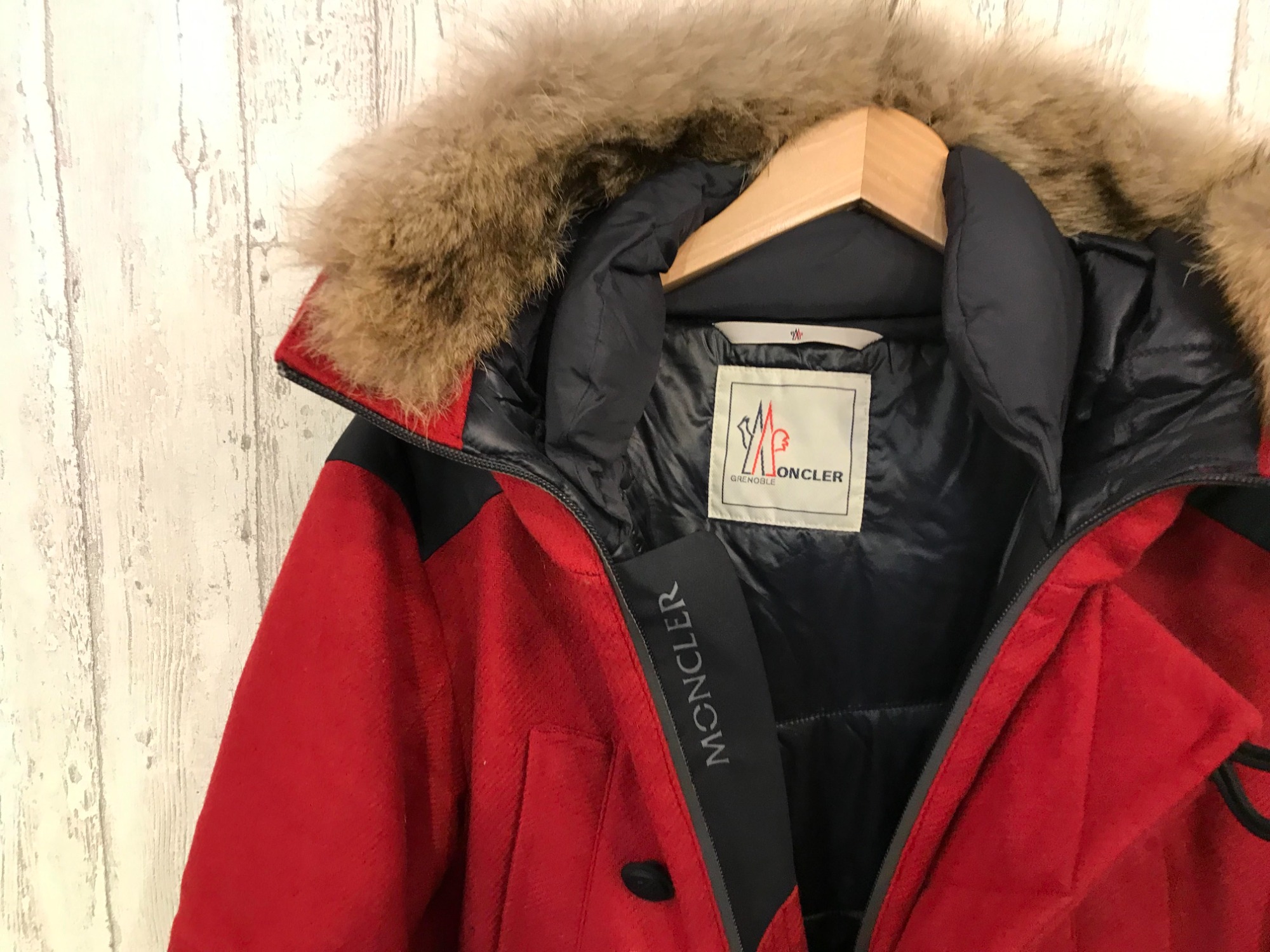 MONCLER GRENOBLE/モンクレール グルノーブル】よりMONTROND  モントロンドダウンジャケットが買取入荷[2022.10.29発行]｜トレファクスタイル調布国領店｜洋服・古着の買取と販売の専門店｜トレジャーファクトリー（トレファク）のファッションリユース