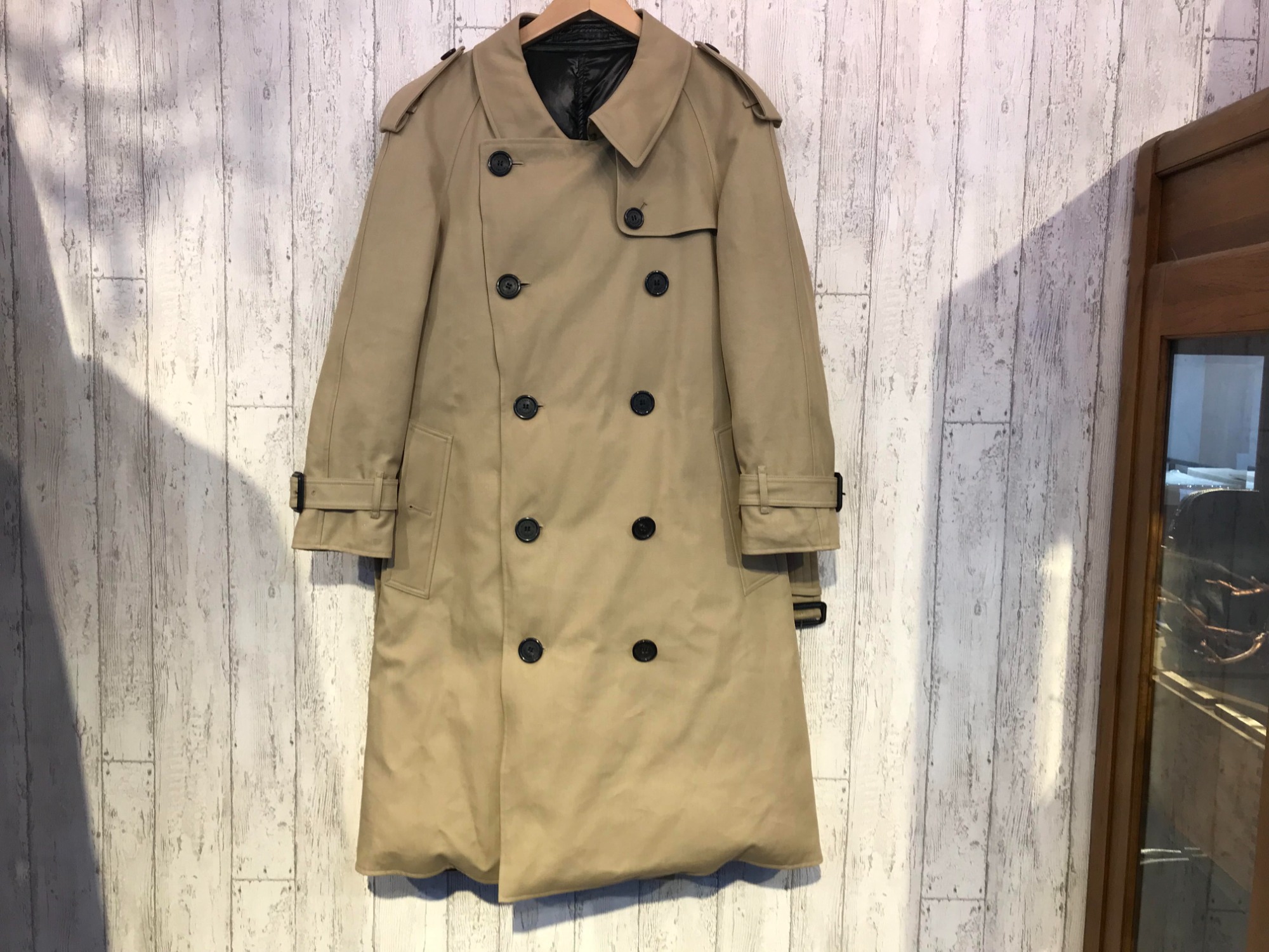 BURBERRY LONDON/バーバリーロンドン】よりリバーシブルダウントレンチ