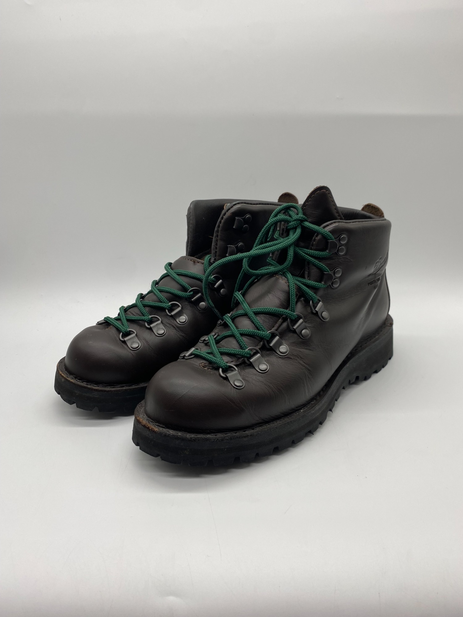 アメリカンアウトドアブランド【DANNER／ダナー】より、定番モデル