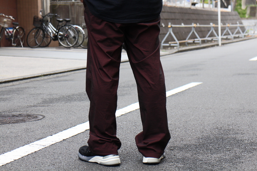 Needles/ニードルス】から【Jog Pant - Nylon Iridescent Stripe】が