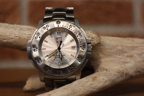 LUMINOX/ルミノックス】から【NAVY SEAL STEEL 3200 SERIES】の