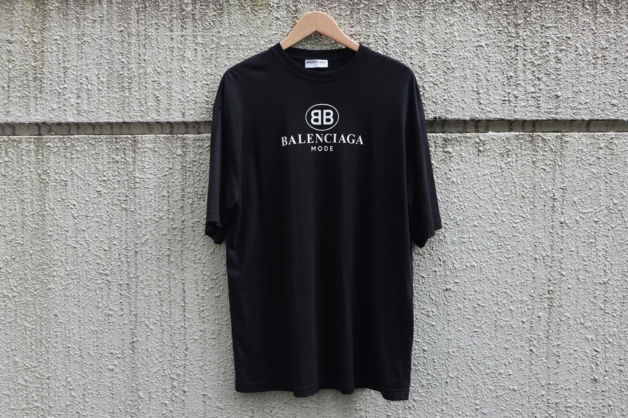 BALENCIAGA/バレンシアガ】よりプリントロゴTシャツ（SIZE XS ）が入荷致しました。[2020.07.10発行]｜トレファクスタイル町田店｜洋服・古着の買取と販売の専門店｜トレジャーファクトリー（トレファク）のファッションリユース