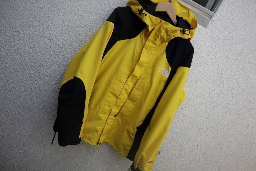 THE NORTH FACE/ザノースフェイス】より90's Mountain Light Jacket