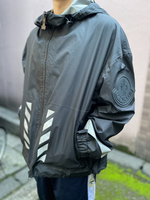 「ラグジュアリーブランドのMONCLER × OFFWHITE 」