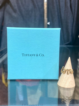 「ラグジュアリーブランドのTiffany & Co. 」