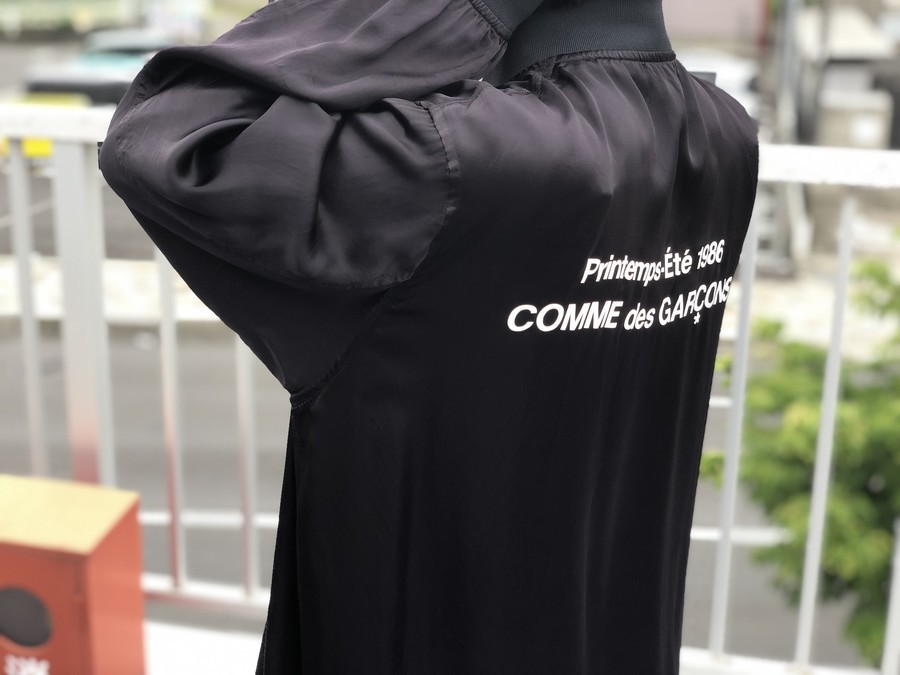 人気ドメスティックブランド【COMME des GARCONS/コム・デ・ギャルソン】よりショップコート メトロポリタン美術館「Rei  Kawakubo / Comme des Garcons. Art of the  In-Betweenが買取入荷致しました。[2021.05.22発行]｜トレファクスタイル小手指店｜洋服・古着の買取と ...