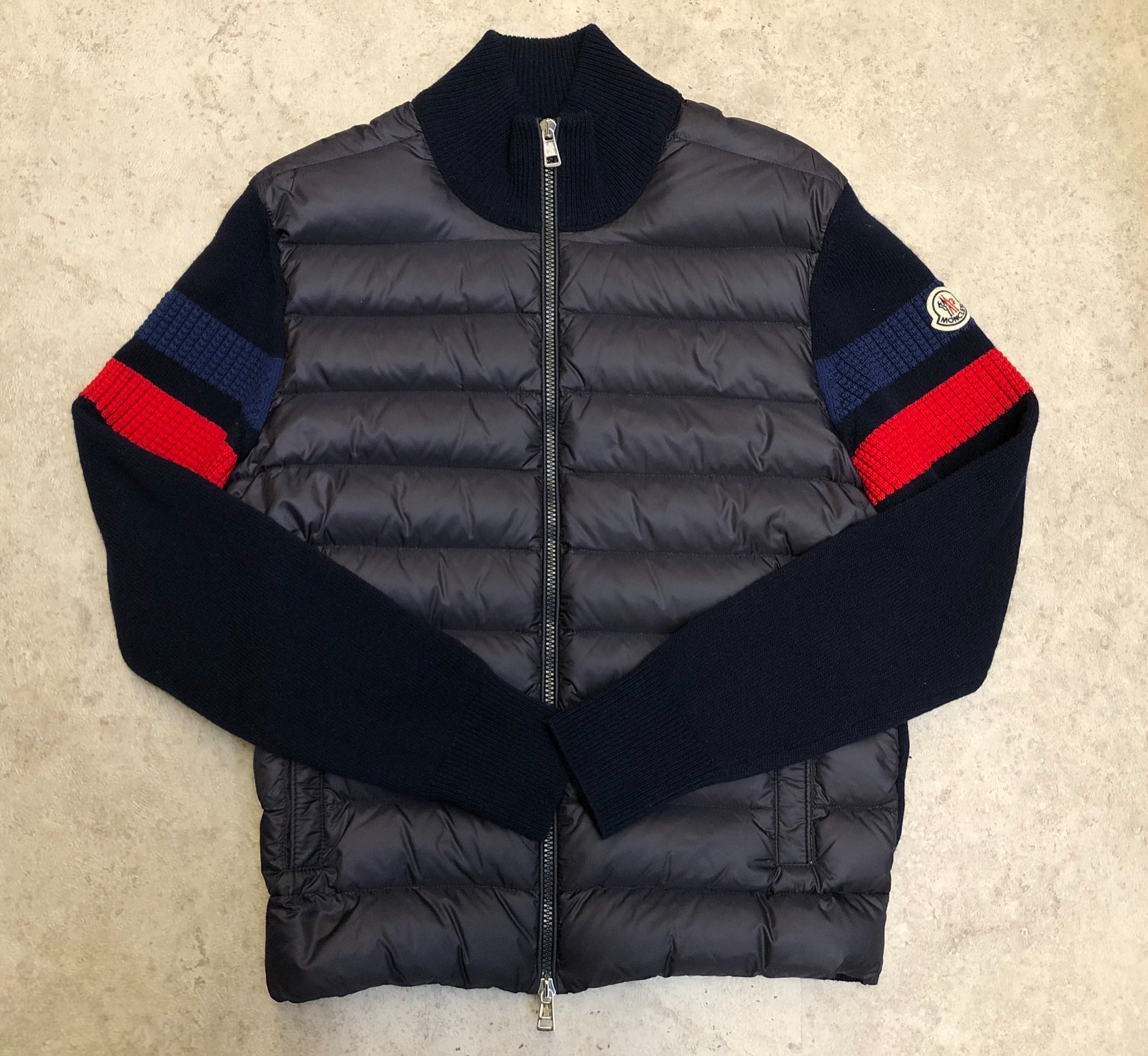 MONCLER/モンクレール】よりニット切替ダウンジャケットを買取入荷致し