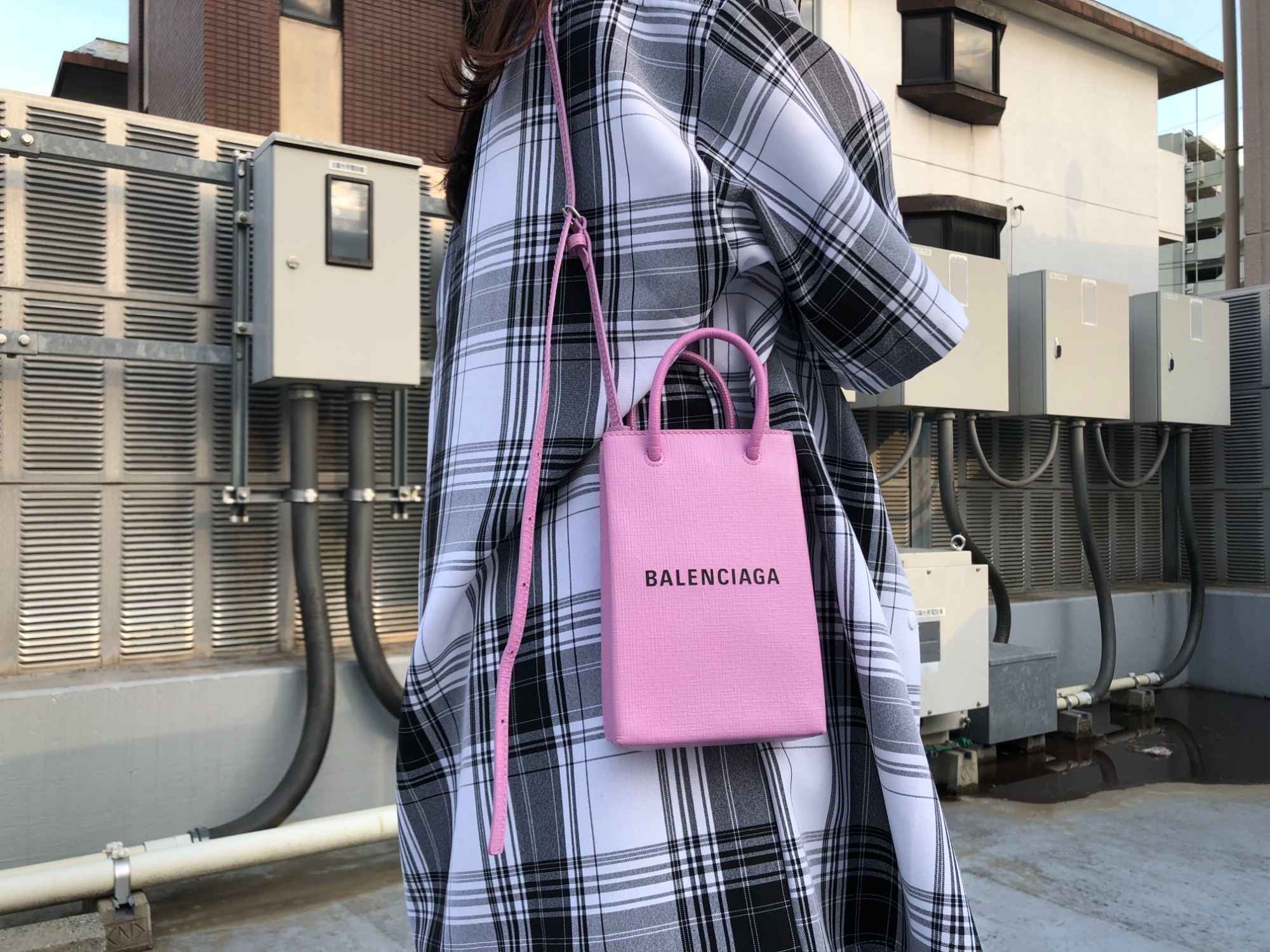 Balenciaga phone shopping discount bag