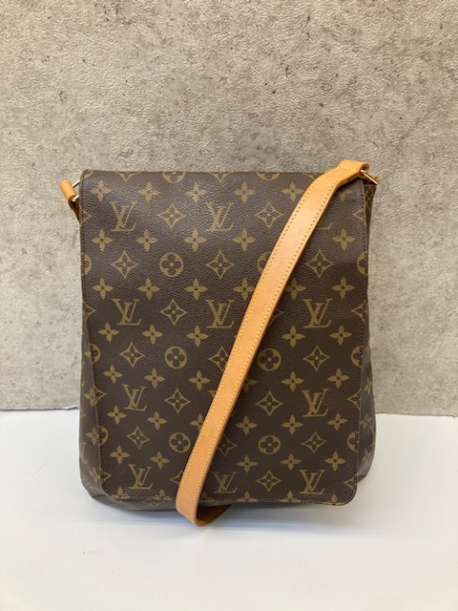 本日はLOUIS VUITTON （ルイ ヴィトン）より、モノグラム ミュゼット・サルサ ロングショルダーが買取入荷致しましたのでご紹介させて頂きます。[2023.05.21発行]｜トレファクスタイル小手指店｜洋服・古着の買取と販売の専門店｜トレジャーファクトリー（トレファク）の  ...