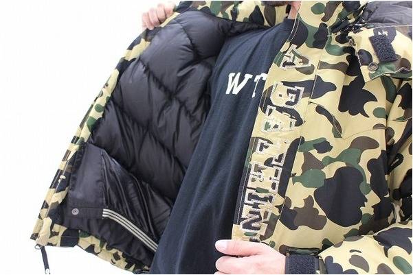 A BATHING APE/アベイシングエイプ カモ柄スノボダウンジャケット買取