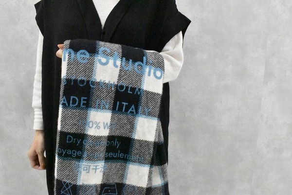 Acne studios/アクネストゥディオズ】より大判カシミヤロゴチェック