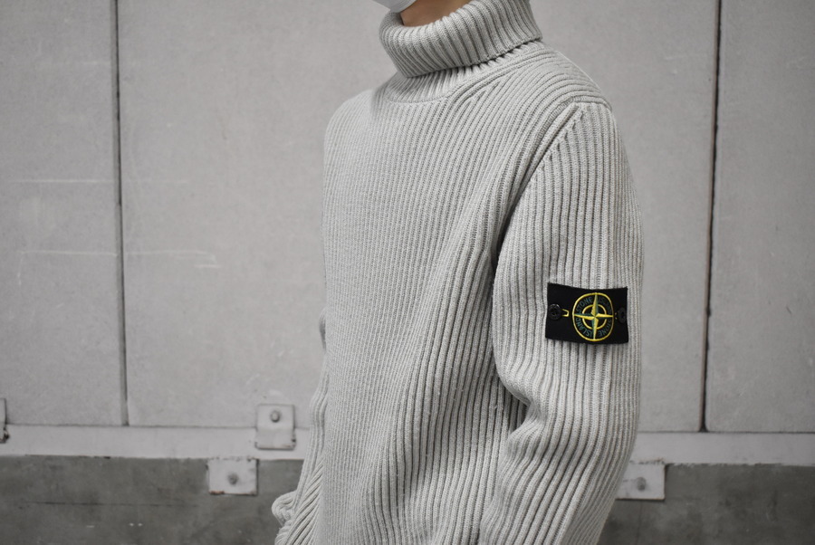 「インポートブランドのSTONE ISLAND 」