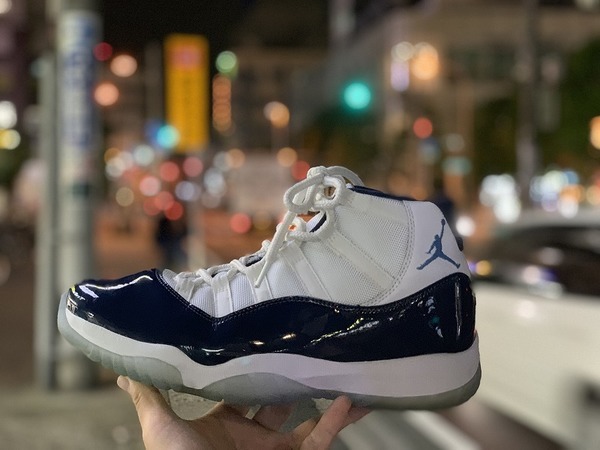 NIKE AIR JORDAN11(ナイキエアジョーダン)が入荷致しました