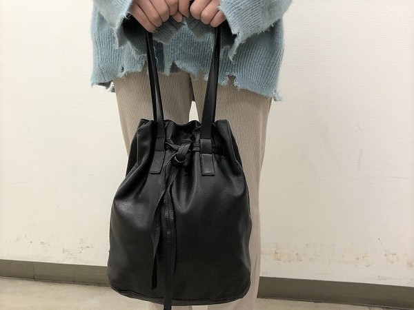 PRADA／プラダ】からソフトレザーバッグ入荷です。[2021.01.24発行