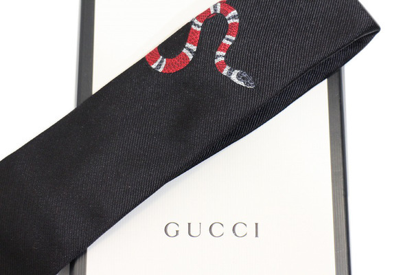 GUCCI スネークネクタイ ブラック aljaser.com.bh