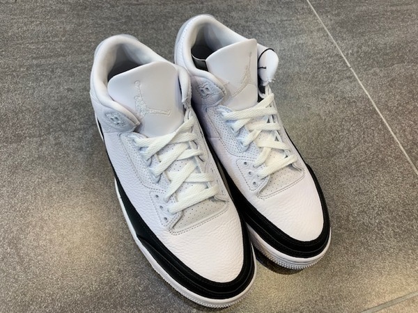 本日の紹介商品【NIKE AIR JORDAN 3 RETRO SP FRAGMENT  DESIGN】[2021.01.15発行]｜トレファクスタイル下北沢東口店｜洋服・古着の買取と販売の専門店｜トレジャーファクトリー（トレファク）のファッションリユース