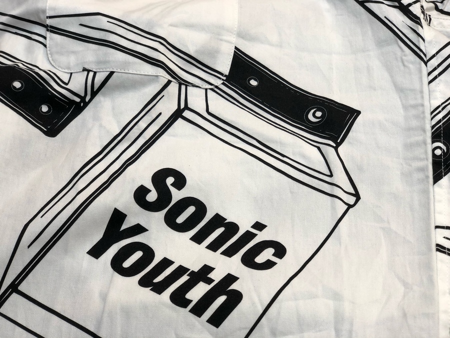 flagstuff × Sonic Youth/フラグスタッフ × ソニックユース 】注目コラボの総柄シャツ入荷です！[2021.01.21発行]｜トレファクスタイル下北沢東口店｜洋服・古着の買取と販売の専門店｜トレジャーファクトリー（トレファク）のファッションリユース