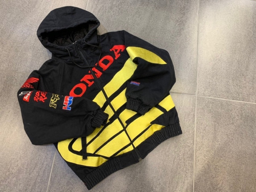 Supreme / シュプリームより19AWのHONDA / ホンダ、FOX Racing / フォックスレーシングのトリプルコラボRacing  Puffy Zip Up  Jacketをご紹介！！[2019.11.03発行]｜トレファクスタイル下北沢東口店｜洋服・古着の買取と販売の専門店｜トレジャーファクトリー（トレファク  ...