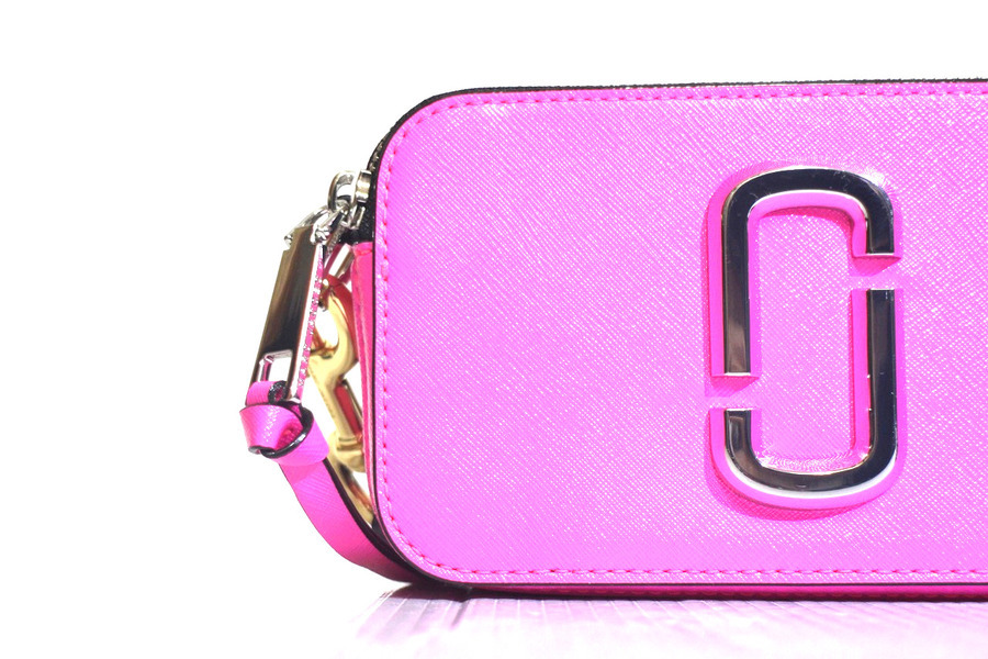 Marc jacobs snapshot discount fluoro camera bag