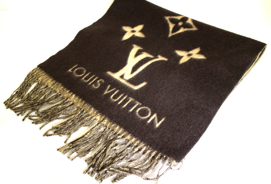 10 #Louis Vuitton ideas  vuitton, louis, louis vuitton scarf