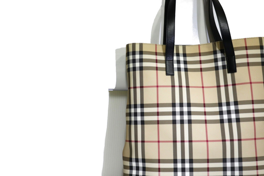 BURBERRY LONDON/バーバリーロンドン】より、PVCトートバッグが入荷