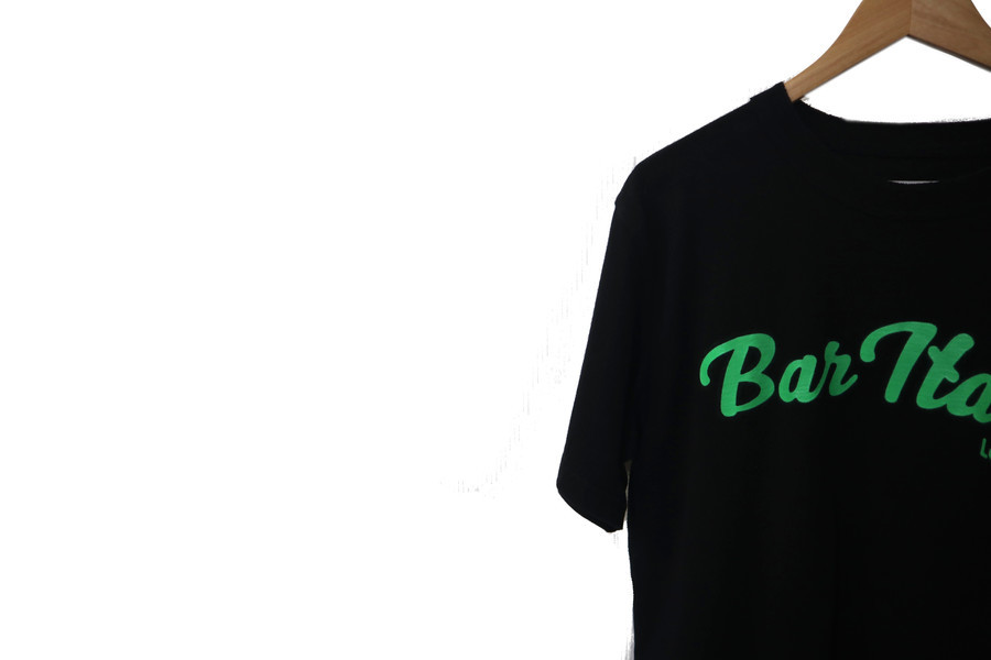 年間定番-sacai •- sacai サカイ Bar Italia Tシャツ 黒 ブラック ...