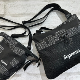 「ストリートブランドのSUPREME 」