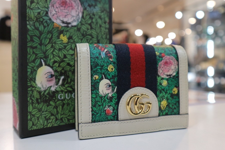 GUCCI/グッチ】の日本限定コンパクトウォレットが入荷致しました