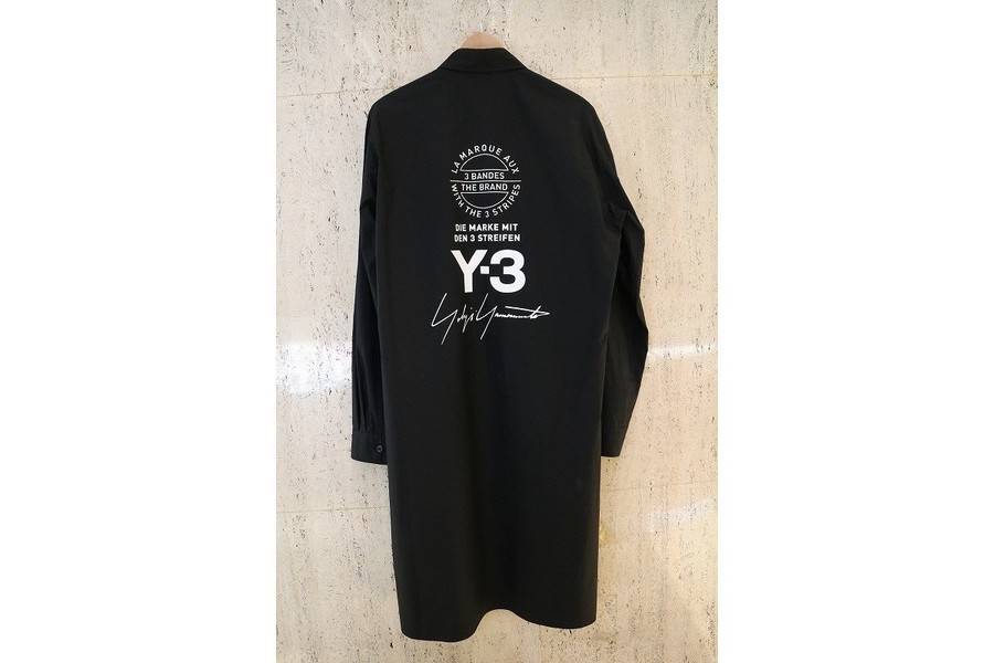 Y-3より話題の15周年記念ロゴデザインが2ピース入荷しました！  [2018.08.25発行]｜トレファクスタイル千葉店｜洋服・古着の買取と販売の専門店｜トレジャーファクトリー（トレファク）のファッションリユース