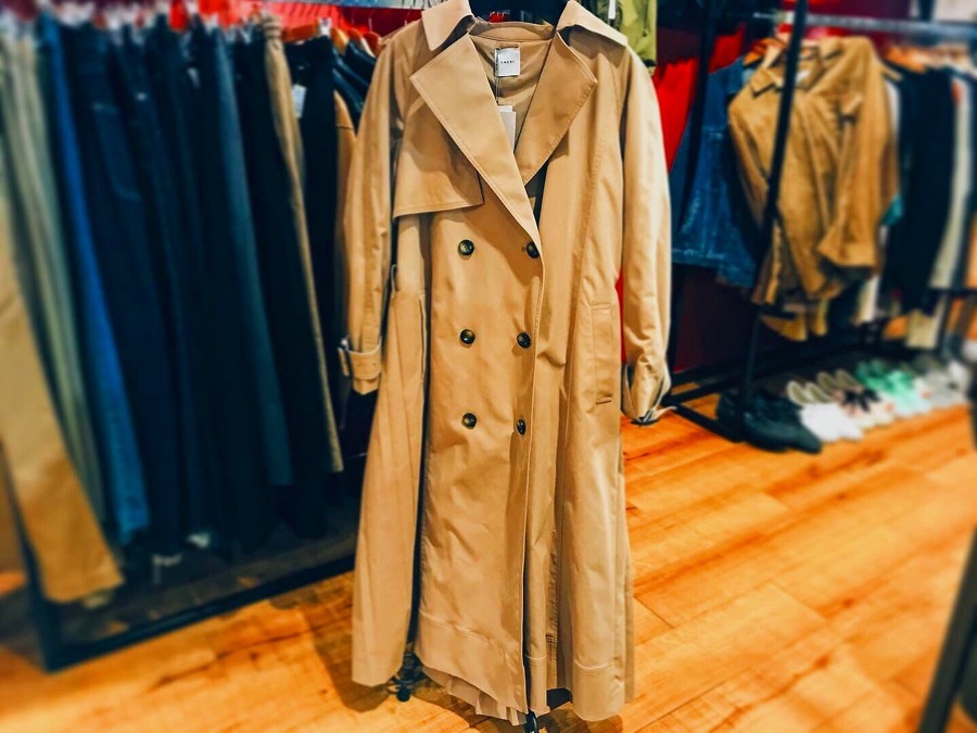 AMERI VINTAGE/アメリヴィンテージ】VARIOUS BACK PLEATS TRENCH 入荷