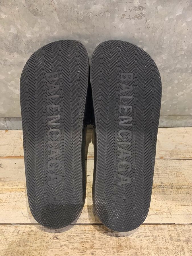 BALENCIAGA/バレンシアガ】よりロゴプリントサンダルが買取入荷致し