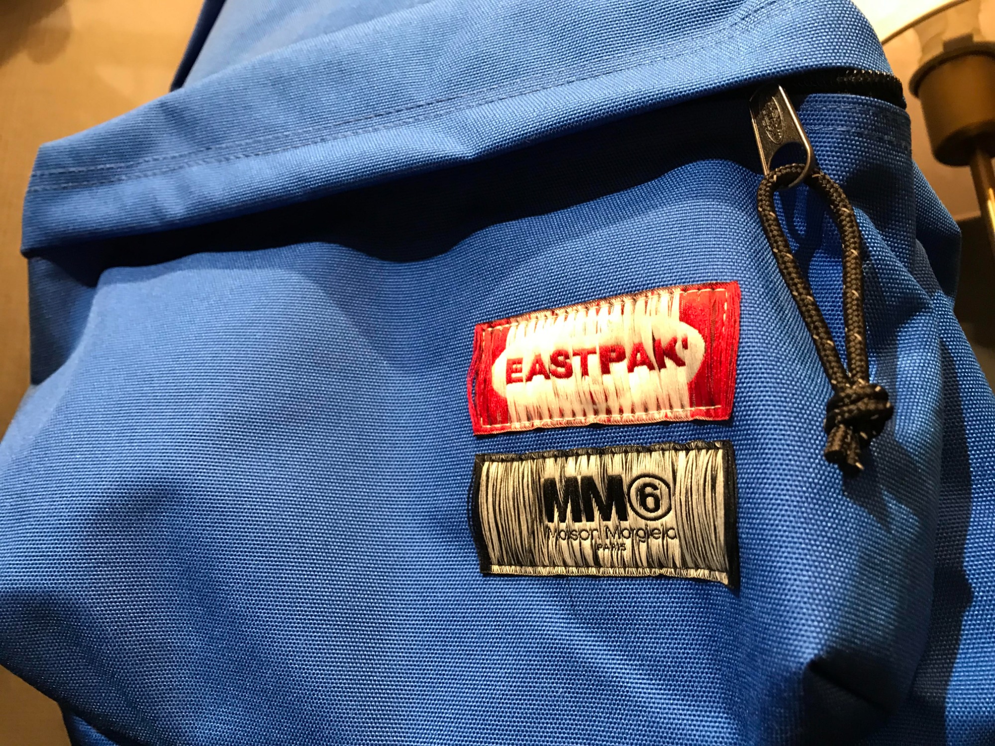 買取強化ブランド【MM6 ×EASTPAK 】より【パデッド リバーシブル