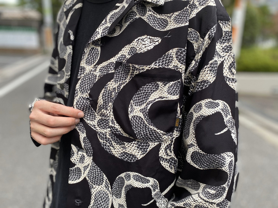 CALEE/キャリー】SNAKE PATTEN L/S SHIRTが入荷しました。[2020.07.12発行]