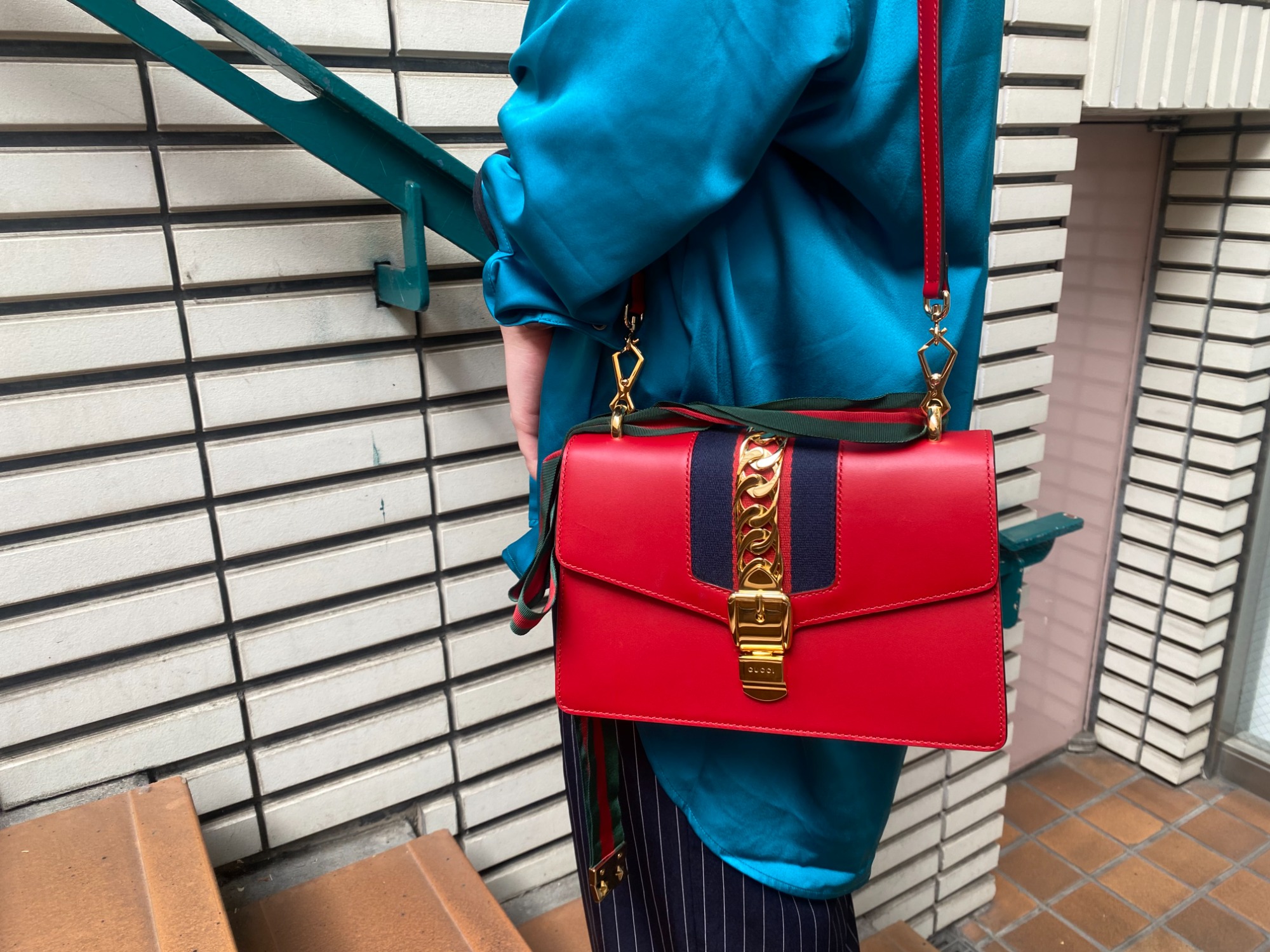 GUCCI/グッチ】よりシルヴィミディアム 2wayショルダーバッグが買取