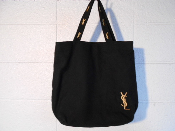 Yves Saint Laurent/イヴサンローラン】のトートバッグが入荷しました