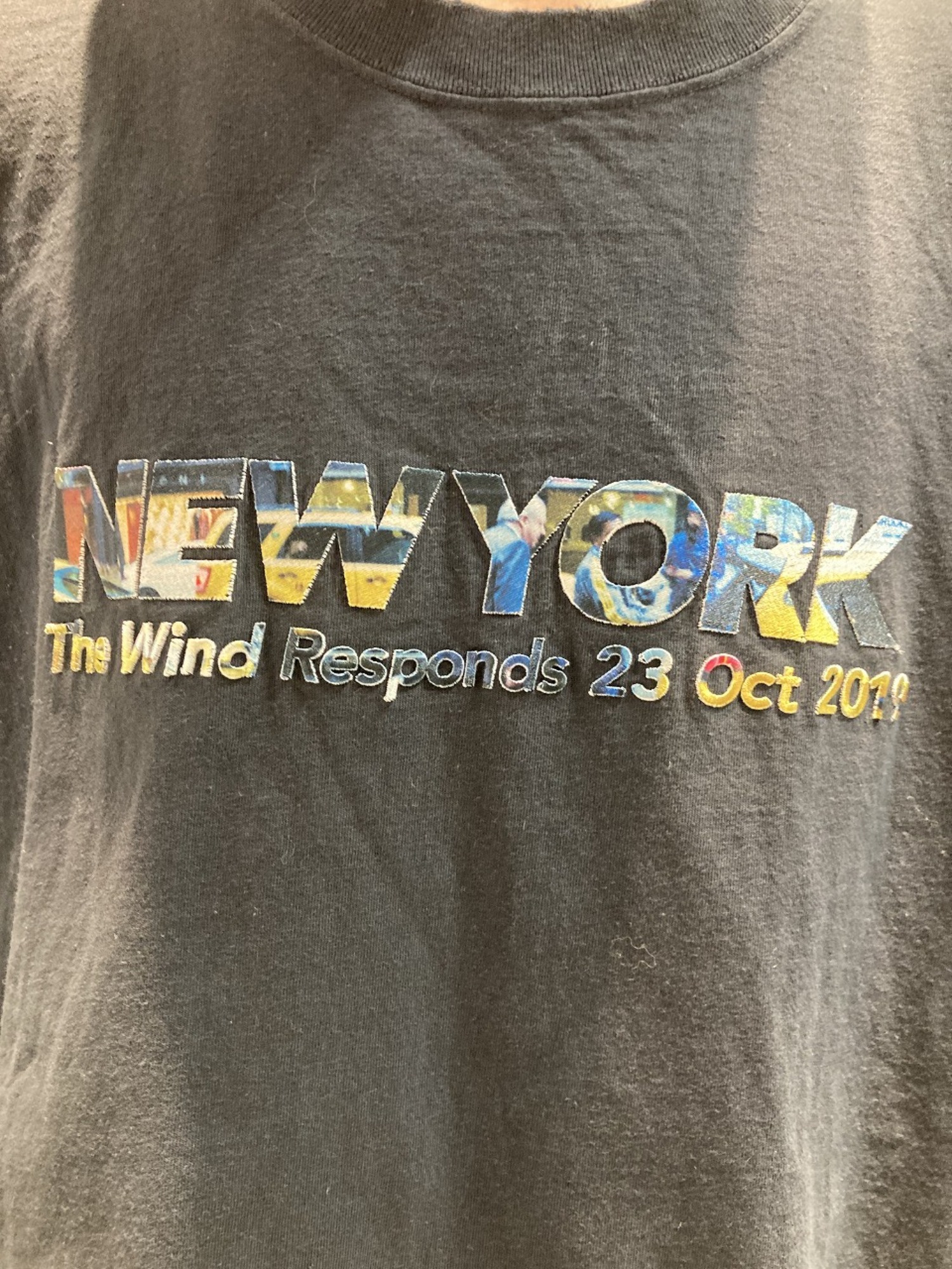 DAIRIKU(ダイリク) NEW YORK Embroidery&Print Tee ブラック 入荷 