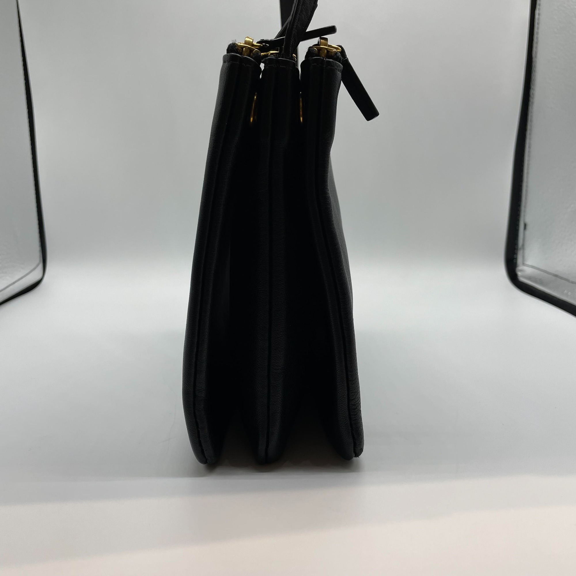 CELINE/セリーヌ】トリオラージショルダーバッグを買取入荷。[2023.01