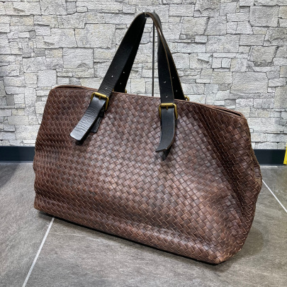 「ラグジュアリーブランドのBOTTEGA VENETA 」