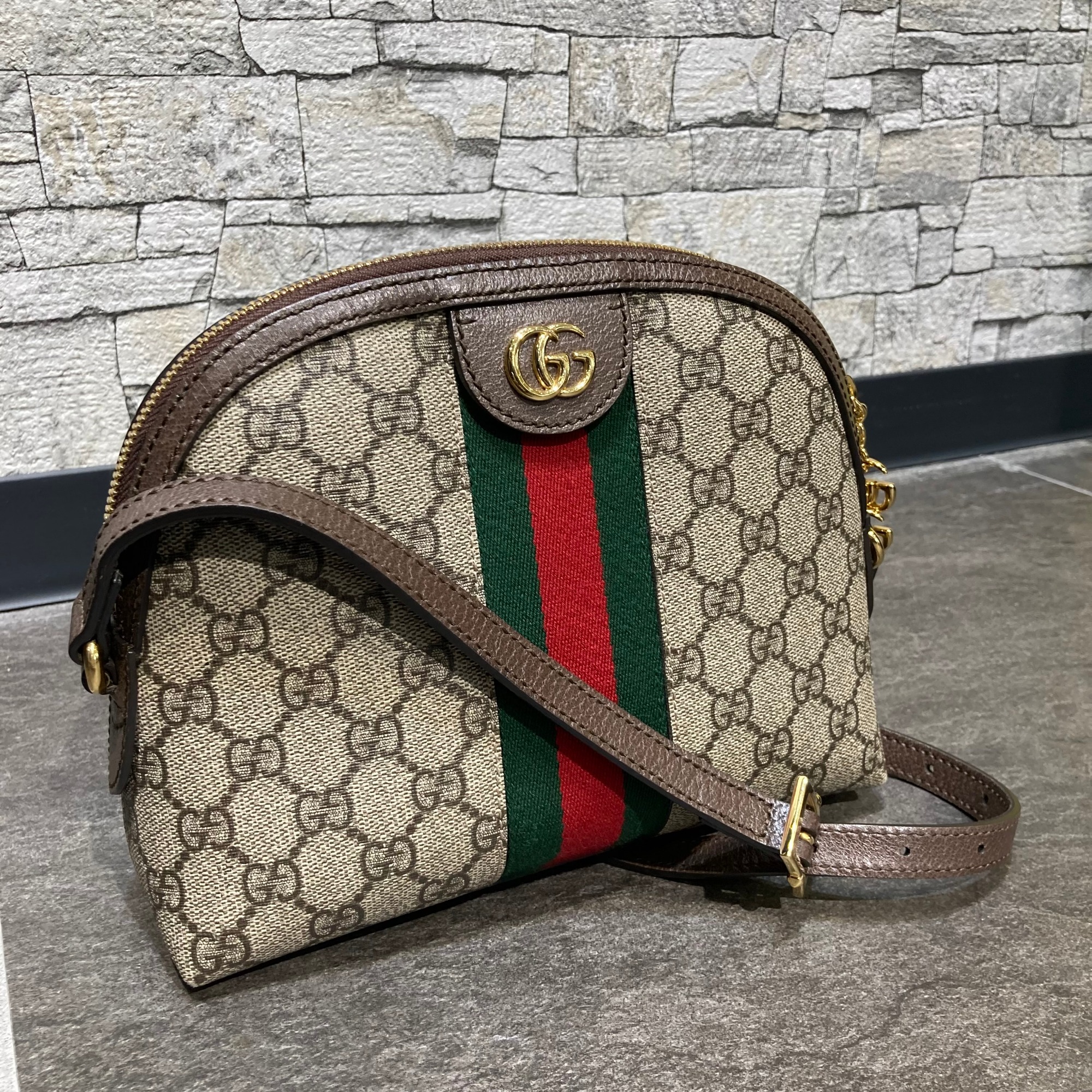 GUCCI】 GGスプリーム ショルダーバッグ[2024.11.29発行]｜トレファクスタイル高崎オーパ店｜洋服・古着の買取と販売の専門店｜トレジャーファクトリー（トレファク）のファッションリユース