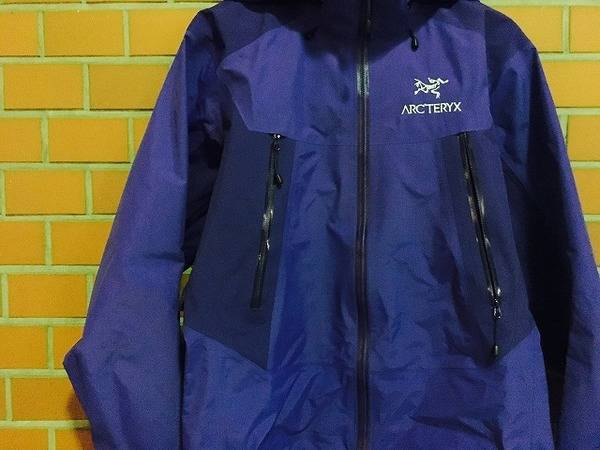 当店人気ブランド「ARC'TERYX」よりハイブリットジャケット入荷です