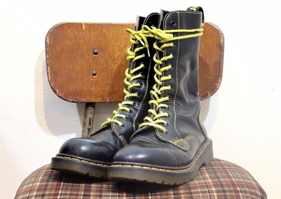 アメ村を象徴するフットウェアブランド。Dr.Martens/ドクターマーチン