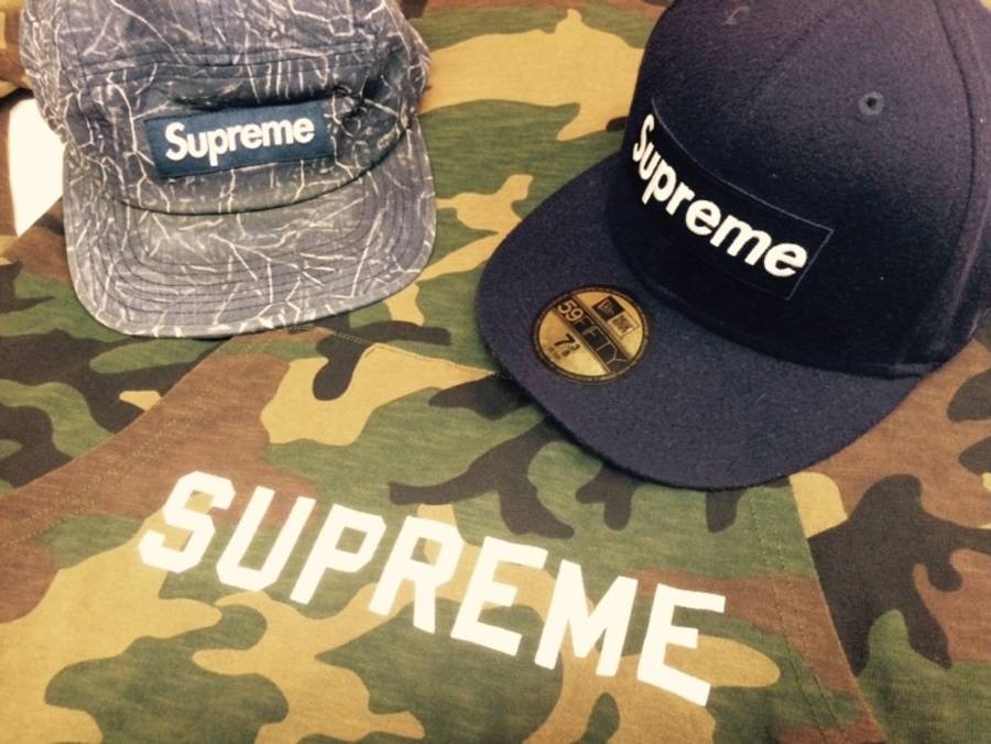 「SUPREMEのBOX　LOGO 」