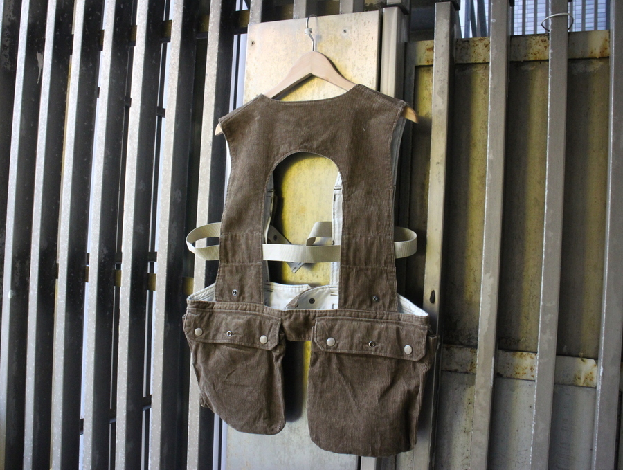 Engineered Garments】Shooting Vest [2019.08.04発行]