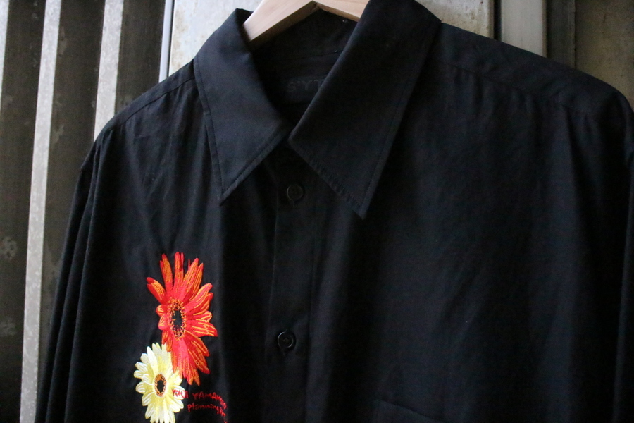 syte yohji yamamoto/サイト ヨウジヤマモト】Broad Sunflower Gerbera