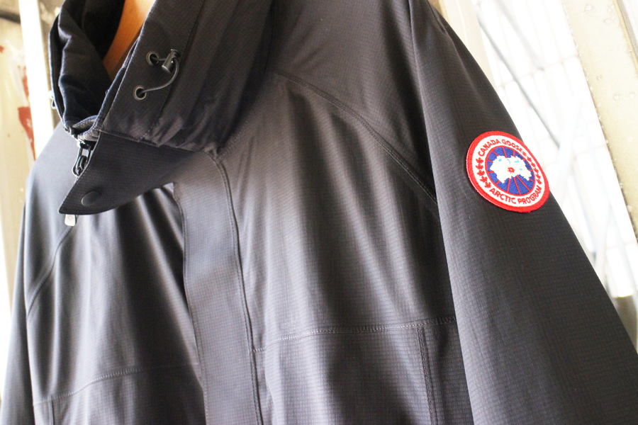 Canada goose hot sale hayward shell