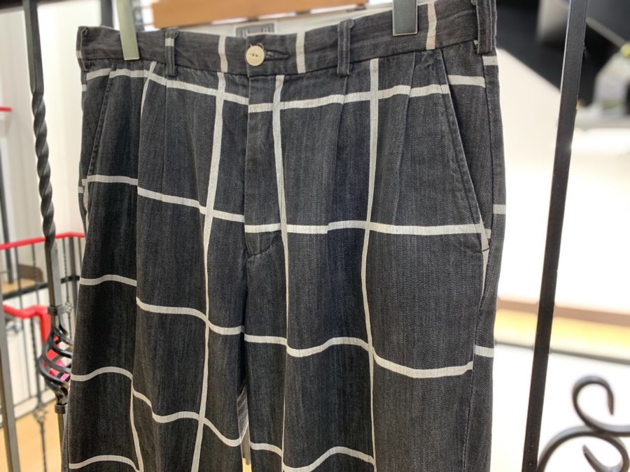 C.E/シーイー」よりGRID BLACK DENIM WIDE CHINOが入荷致しました