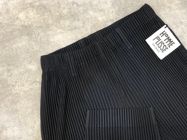 HOMME PLISSE ISSEY MIYAKE BASICS パンツ パンツ